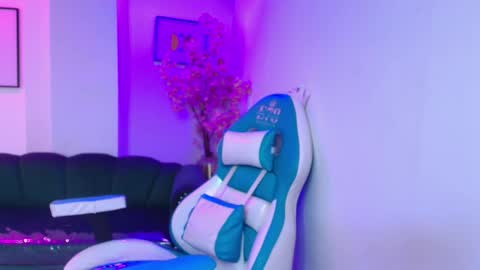 arianna_sweeet online show from April 2026 04:13:02 AM