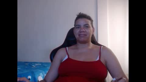 ariannaloovel online show from February 2025 09:04:01 PM