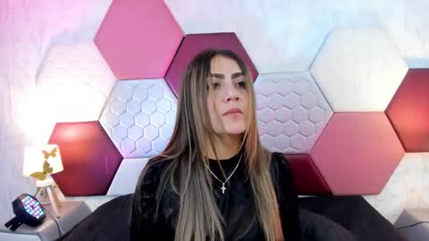 Snapshot of ariarous chatting on May 2026 04:02:02 PM aria online show from May 2026 04:02:02 PM