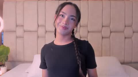 Snapshot of aribloom7 chatting on July 2026 07:38:02 PM Welcome to Ari room online show from July 2026 07:38:02 PM
