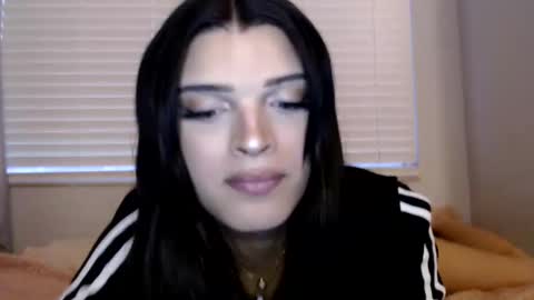 La Bratz Doll online show from March 2026 11:22:02 PM