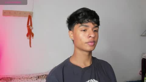 ariel_adan online show from April 2026 10:07:02 PM