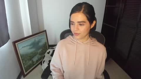 Ariel Pink Diamond online show from September 2025 07:57:02 PM