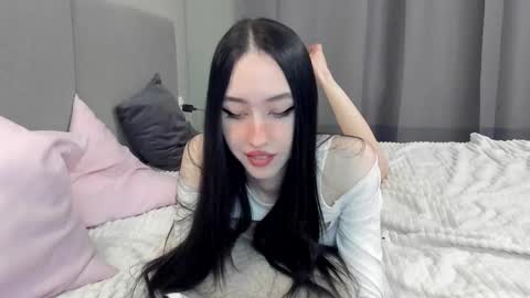 Ariel online show from March 2025 07:27:02 PM