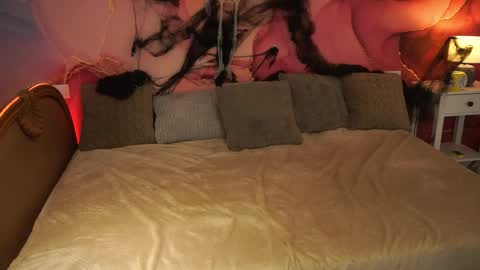 Ariel online show from October 2025 08:02:02 AM