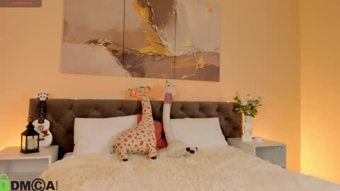 Ariella GTM3  Tue Wed Thu Fri Sat  0400 am-1030pm online show from October 2025 01:17:01 AM