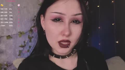 Dee online show from April 2026 04:39:01 AM