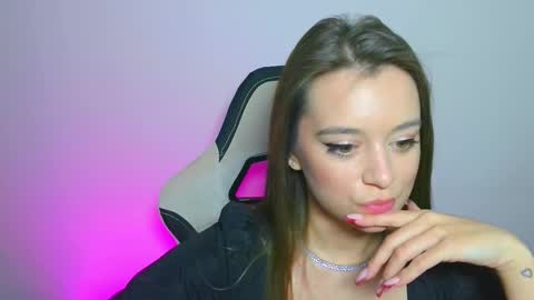 Ariel online show from October 2025 02:03:01 PM