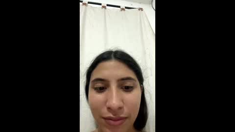 aries_plays online show from November 2025 04:18:01 AM