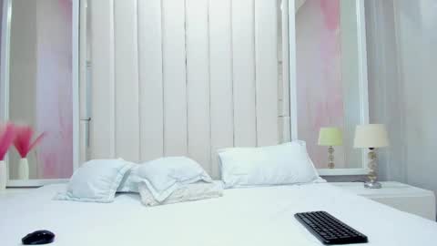 Snapshot of arietta_skinny chatting on February 2026 02:29:02 PM Arietta online show from February 2026 02:29:02 PM