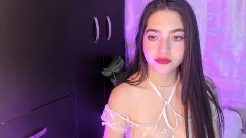 Snapshot of arii_vega chatting on November 2025 05:32:02 AM ARII VEGA online show from November 2025 05:32:02 AM