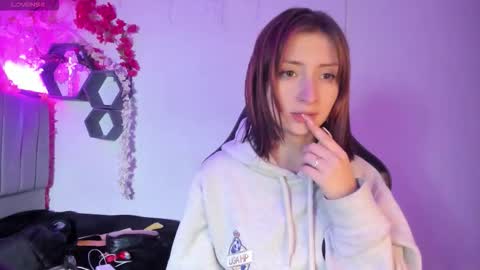 Ariel online show from March 2026 04:14:02 AM