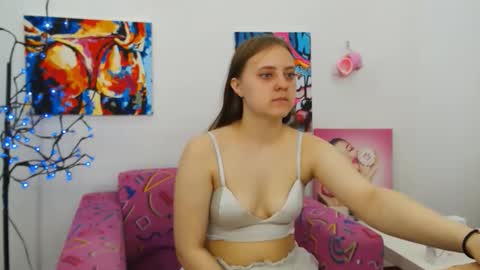 Snapshot of arinabelle chatting on May 2026 11:49:02 AM arinabelle online show from May 2026 11:49:02 AM