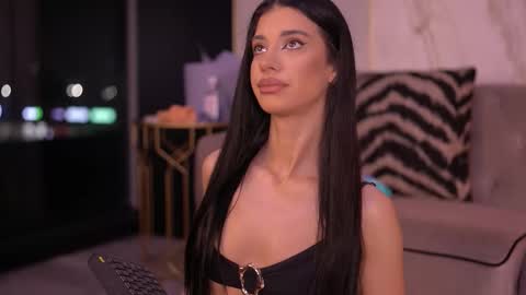 Arina online show from December 2025 06:24:02 PM