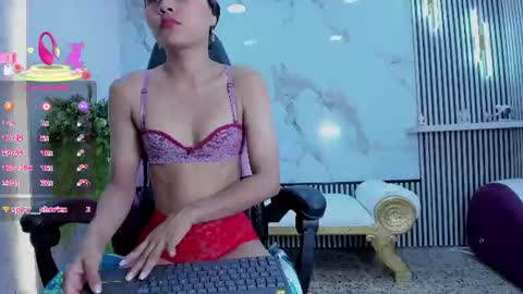 Snapshot of aristena_wow chatting on June 2026 06:23:01 PM A R I S online show from June 2026 06:23:01 PM