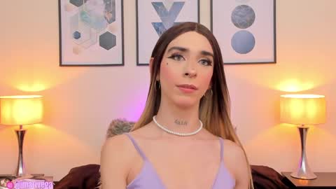   Nice to meet you  thumb up me please its important I  LOOK MY BIO DOWN online show from January 2025 01:05:02 AM