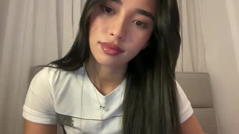 Lily online show from November 2025 03:07:02 PM