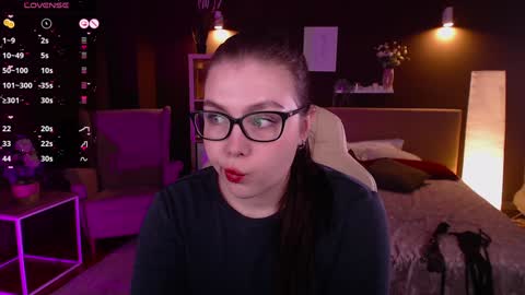 Snapshot of arizonaa_muse chatting on January 2025 12:26:01 PM Astrid online show from January 2025 12:26:01 PM