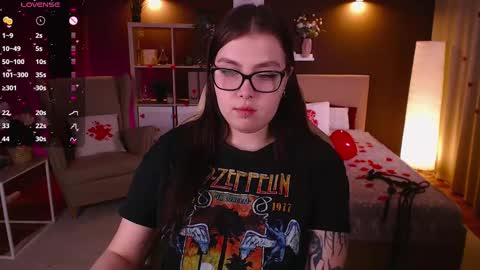 Snapshot of arizonaa_muse chatting on February 2025 06:30:01 PM Astrid online show from February 2025 06:30:01 PM