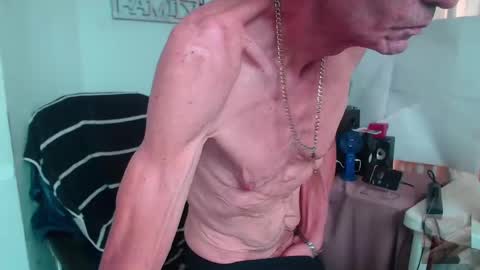 armaduradeacero online show from September 2025 05:45:01 PM