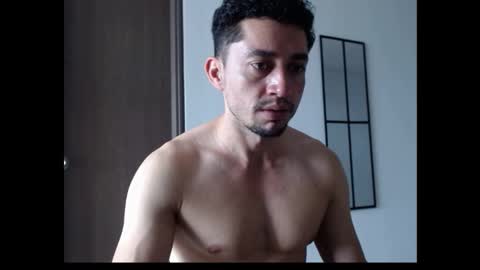 Snapshot of armand_05 chatting on February 2025 03:31:02 PM Armand online show from February 2025 03:31:02 PM