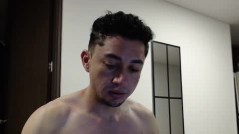 Snapshot of armand_05 chatting on February 2025 01:31:02 PM Armand online show from February 2025 01:31:02 PM