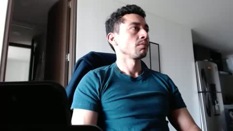 Snapshot of armand_05 chatting on October 2025 06:39:01 PM Armand online show from October 2025 06:39:01 PM