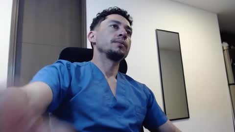 Snapshot of armand_05 chatting on January 2026 11:30:02 PM Armand online show from January 2026 11:30:02 PM