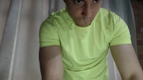 ARMANDO online show from November 2025 04:25:01 PM