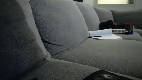 armandoueeal online show from February 2026 06:48:01 PM