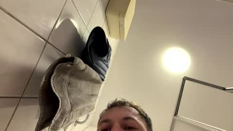 armyskater32 online show from July 2026 12:52:01 PM