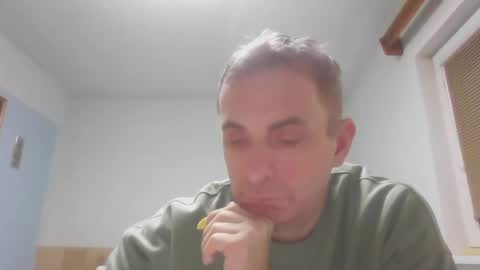 Snapshot of aromannn chatting on February 2025 05:43:02 PM aromannn online show from February 2025 05:43:02 PM