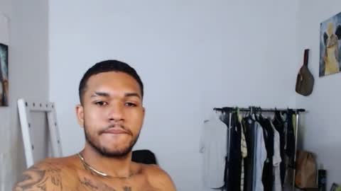 Snapshot of aron_7 chatting on January 2025 10:12:02 PM aron_7 online show from January 2025 10:12:02 PM