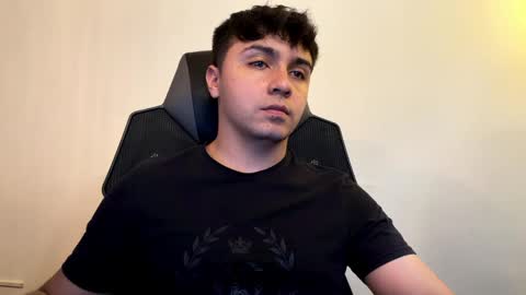 aron__cooper online show from April 2026 09:37:02 PM