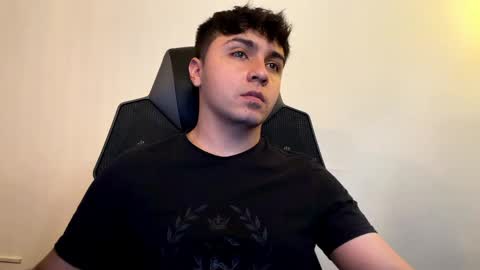 aron__cooper online show from April 2026 04:39:01 PM