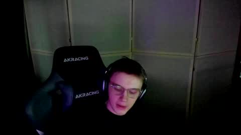 Snapshot of aron_neall chatting on December 2024 10:44:02 AM biggest penis online show from December 2024 10:44:02 AM