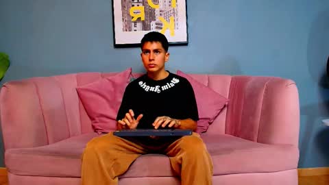 aron_pulse online show from March 2026 01:26:01 PM