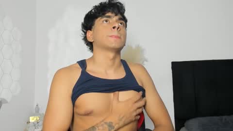 Snapshot of aron_strong0 chatting on September 2025 03:19:02 AM aron_strong0 online show from September 2025 03:19:02 AM