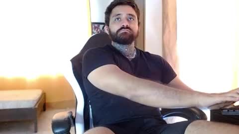 aronmiller online show from December 2025 02:55:01 PM