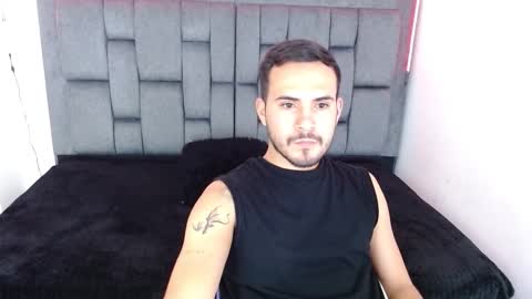 Adrian online show from September 2025 07:03:02 PM