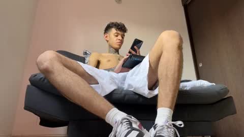   online show from March 2025 09:51:02 PM