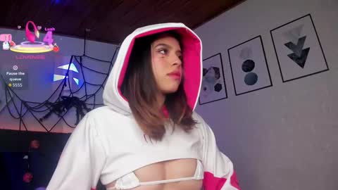 artemis_nyx online show from October 2025 08:48:02 PM