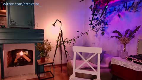 Lina online show from March 2025 08:51:02 AM