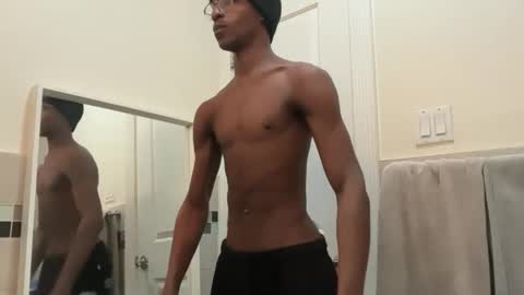 Snapshot of artfulmuscle212 chatting on February 2026 01:20:01 PM artfulmuscle212 online show from February 2026 01:20:01 PM