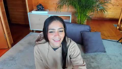 Snapshot of artgea chatting on March 2025 03:49:02 PM Linda  independent model artgeea online show from March 2025 03:49:02 PM