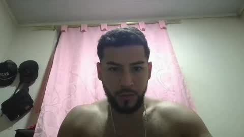 Snapshot of arthur1718 chatting on November 2025 02:33:01 AM arthur1718 online show from November 2025 02:33:01 AM