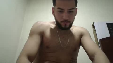 Snapshot of arthur1718 chatting on November 2025 12:33:01 AM arthur1718 online show from November 2025 12:33:01 AM