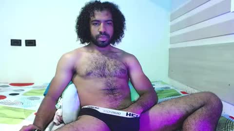 arthur_jamess online show from October 2025 12:08:02 AM