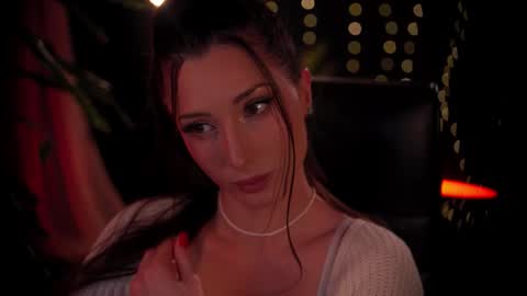 Marlene online show from December 2025 12:27:01 AM