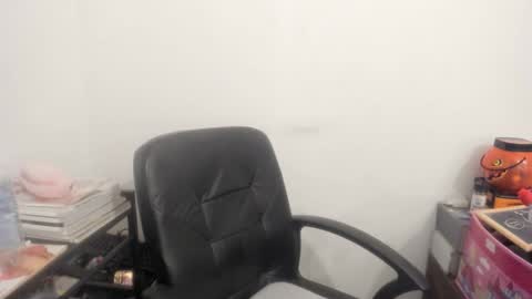 MIA online show from April 2026 08:48:01 AM